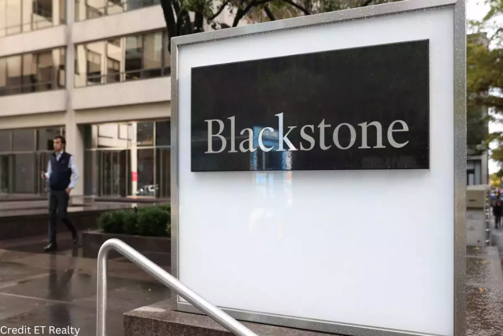 Profit at Blackstone Unexpectedly Increases as Gray Promotes "Virtuous Cycle"